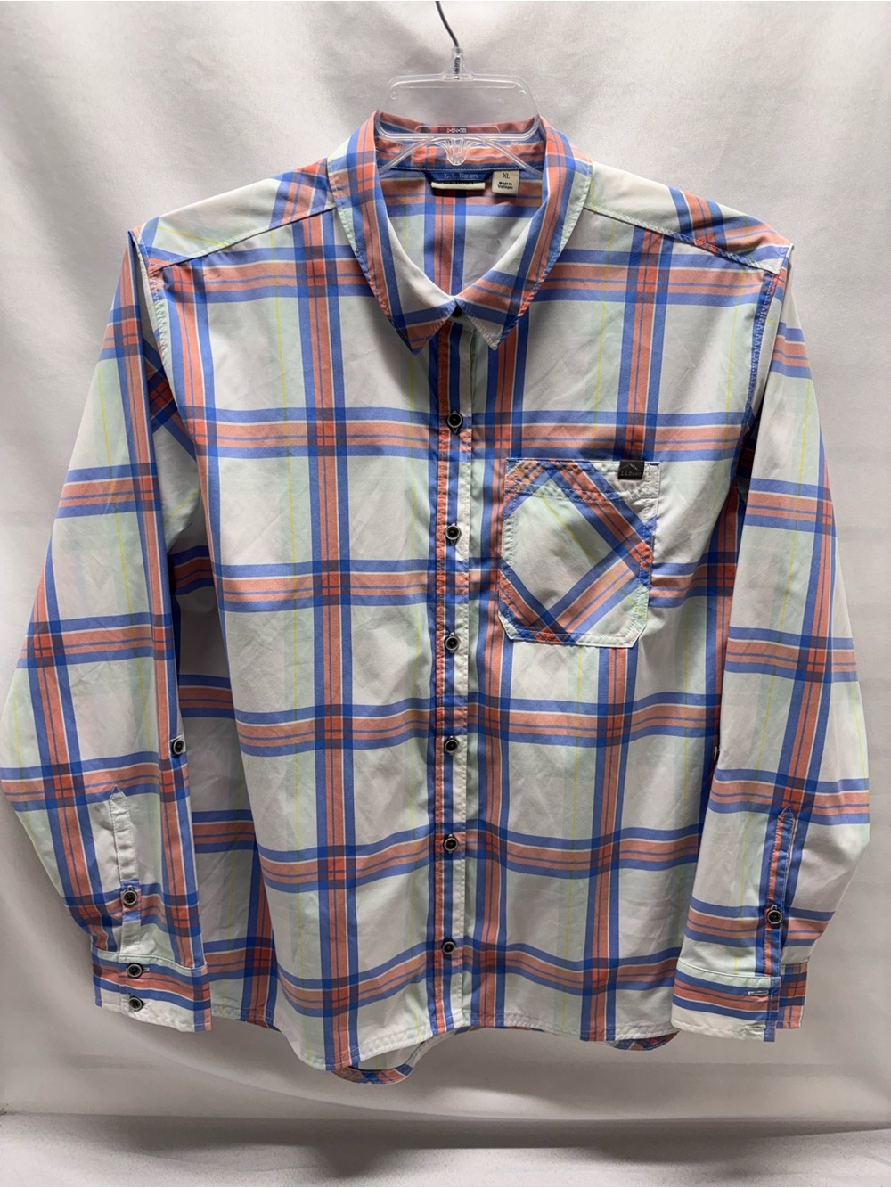 L.L. Bean Women’s Plaid Button-Down Shirt Long Sleeve Outdoors Wicking Hiking XL